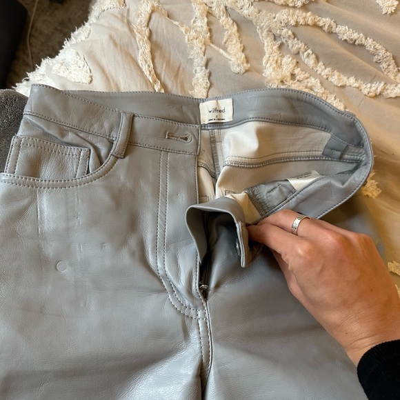 Light blue Melinda pants - leather aritzia - Picture 6 of 8